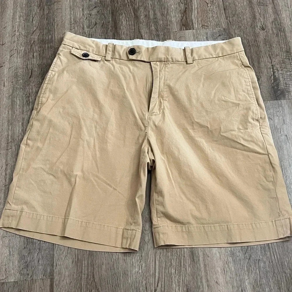 Brooks Brothers • Supima Cotton Flat Front Shorts - Picture 2 of 10